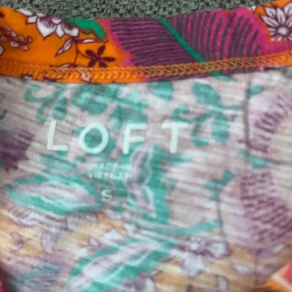 LOFT Kids Floral Tee - Orange and Pink - Picture 3 of 3